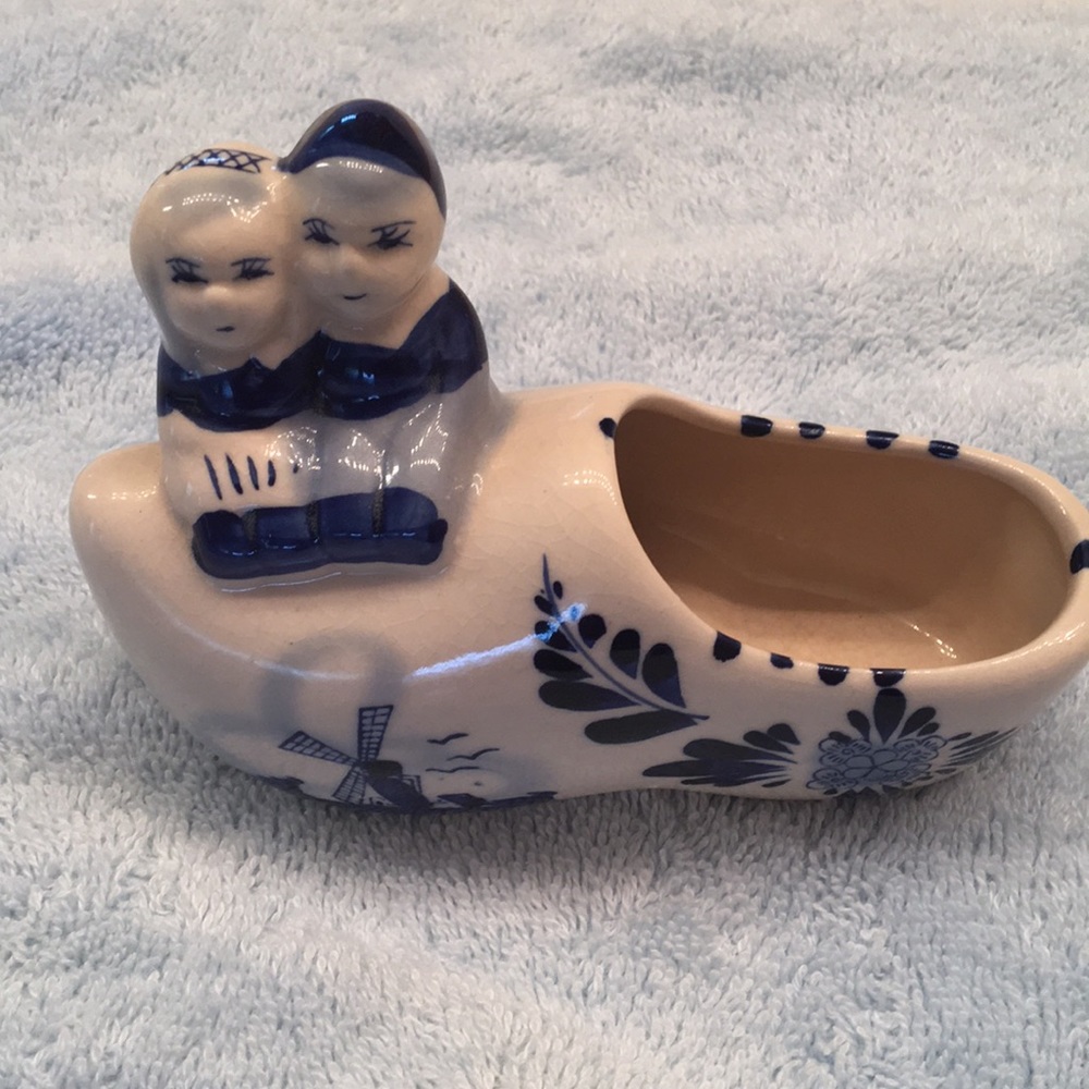 Delfts blue shoe